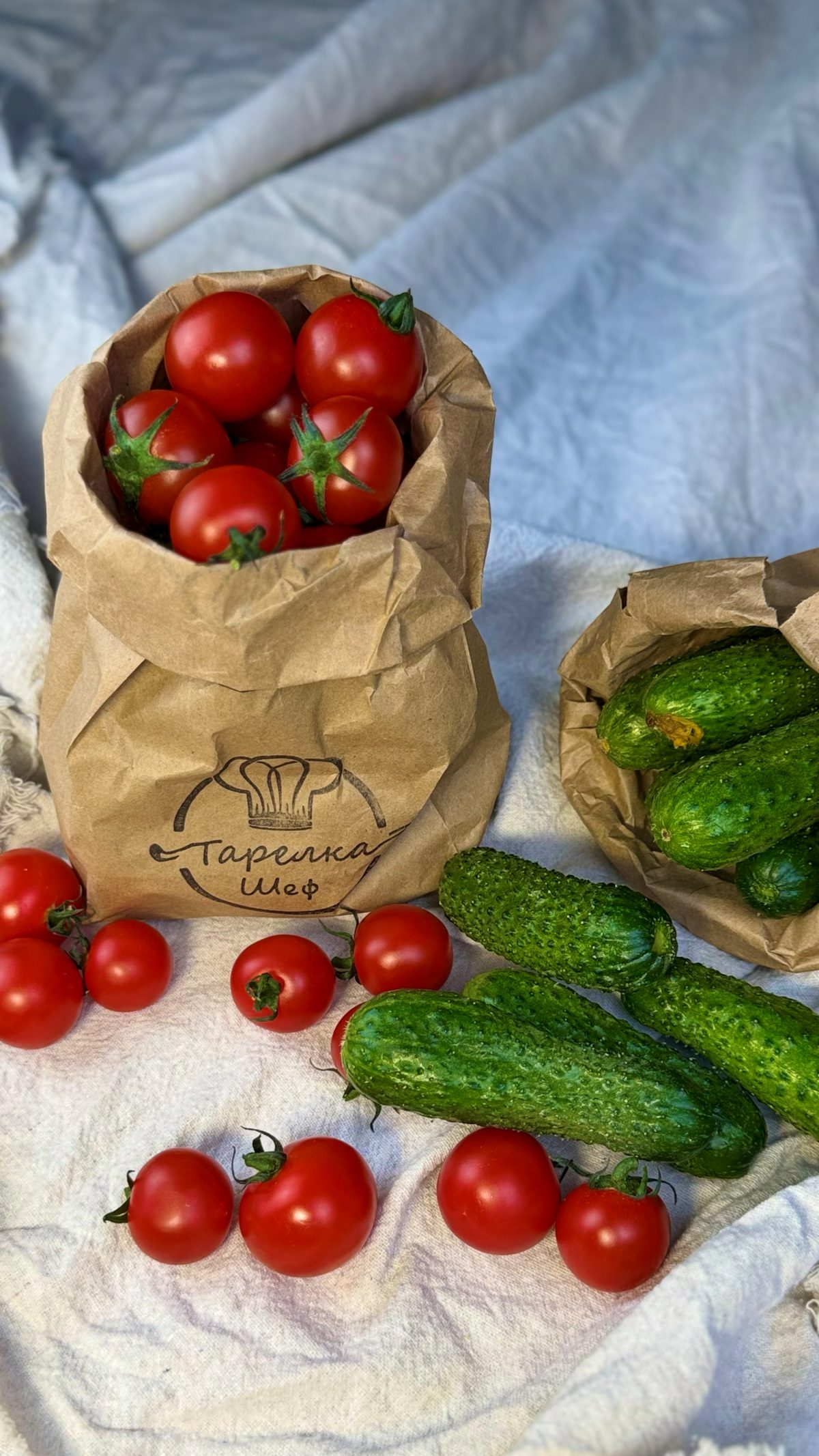 Продукты с фермы — рабочий кадр из хозяйства